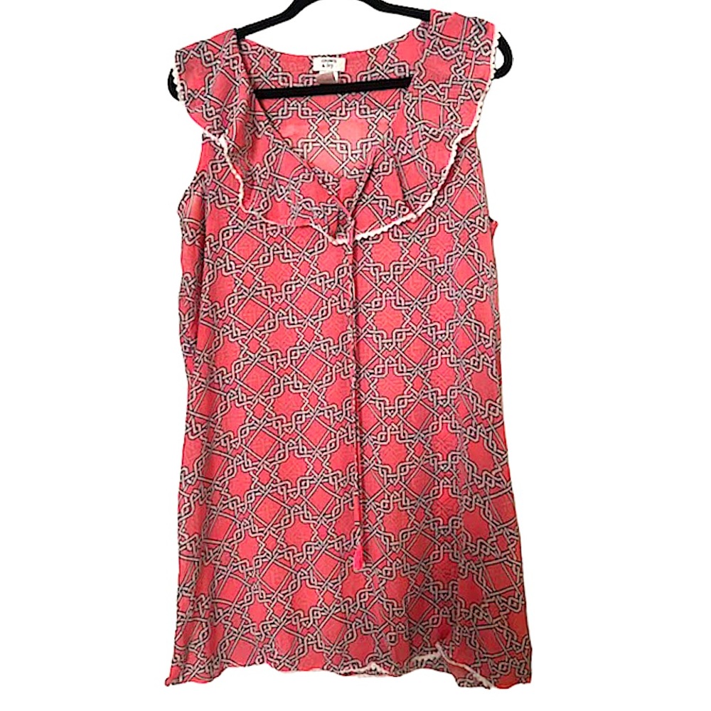 Crown & Ivy Women’s Pink & White Ruffled Geometric Patterned Tank Blouse